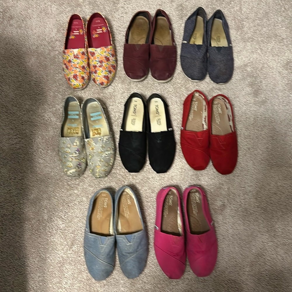Lot of 8 pairs of Toms Size 6 & 6.5